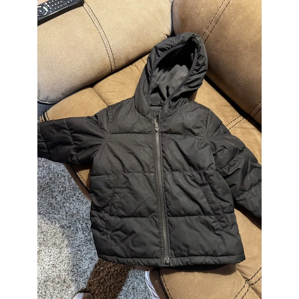 Old Navy Boys Black Puffer Jacket Hooded Fleece Lined Quilted Winter Coat 4T